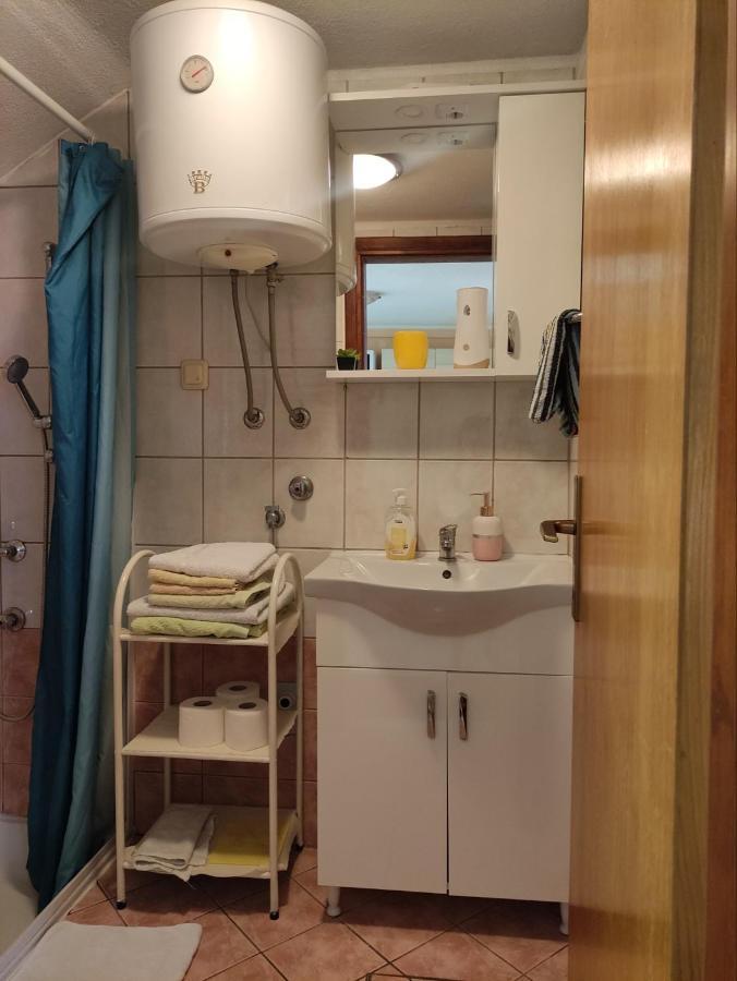 Apartman Tihana Crikvenica Exterior foto